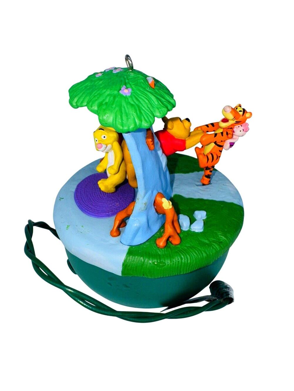 Disney Hallmark Winnie The Pooh Ornament Magic Motion Tigger Piglet '95 vintage